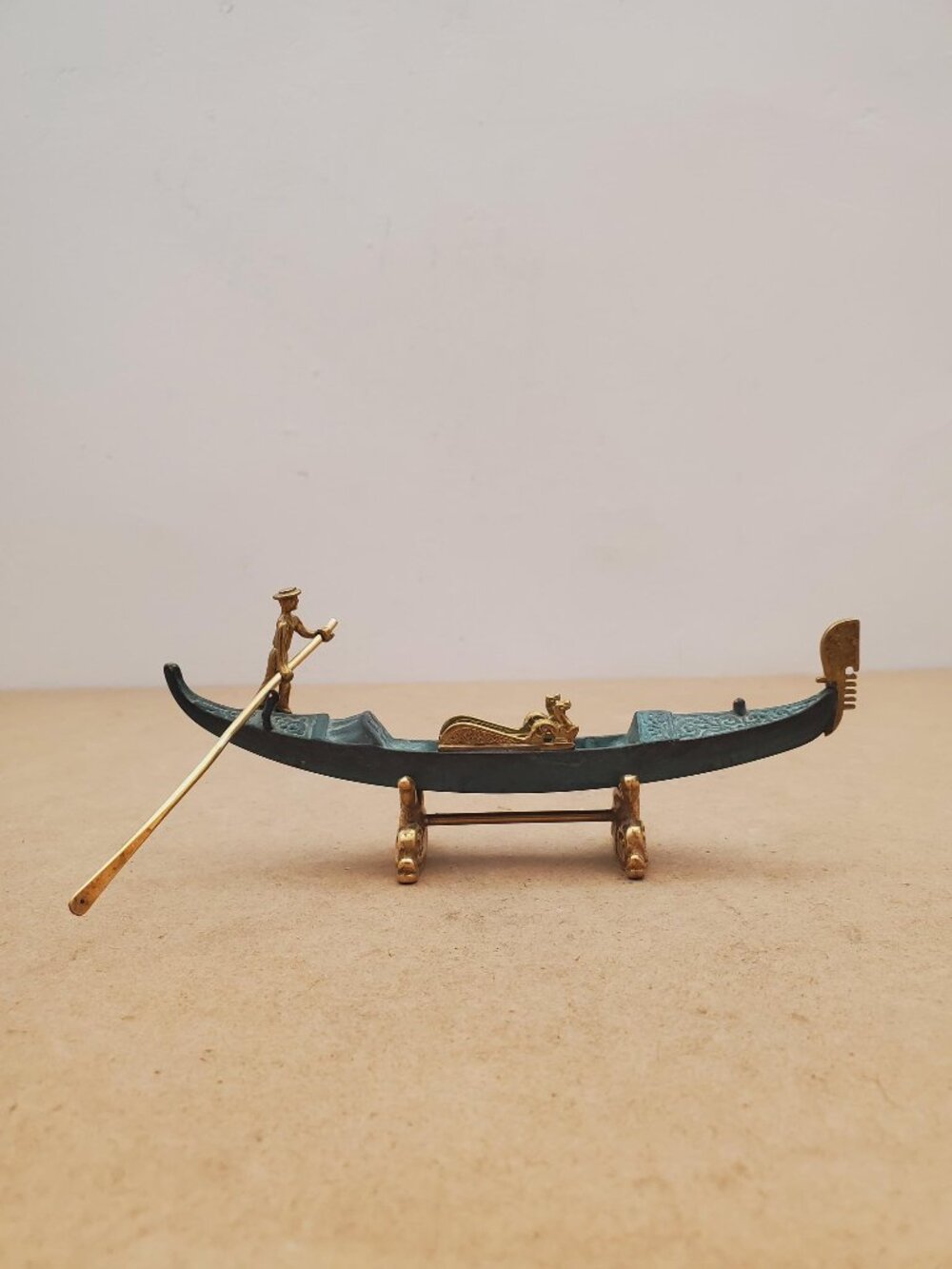 Venitian Gondola and Gondolier figurine on stand - 7" long cast bronze form w